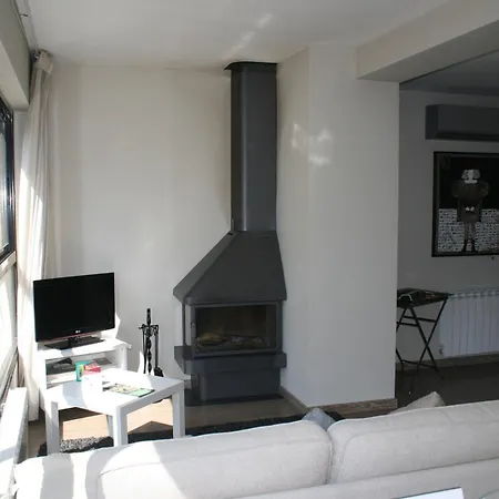 & Montseny